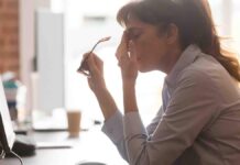 Чому вчителі прогулюють роботу?