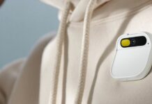 AI Pin: силіконова долина ставить на пристрій, який прийде на зміну смартфону