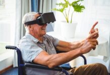 У будинках для людей похилого віку VR – це хіт. Чи добре це?
