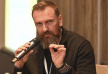 Найкращі науковці отримуватимуть щомісячну державну стипендію: у бюджеті-2026 закладено 10 тисяч гривень для 2650 дослідників