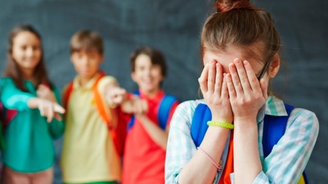 ролл Реагування на булінг у закладах освіти — нові правила МОН
