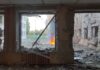 Росія завдала авіаудару по школі в Сумах: близько 100 людей були в укритті
